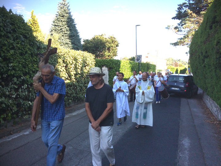 procession1